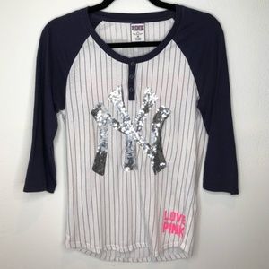 PINK Victoria’s Secret New York Yankees Tee - M